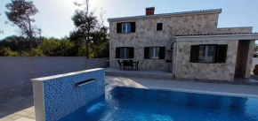 Villa-Sana